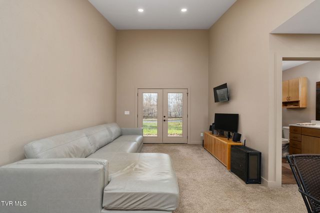 393 Holt Ridge Road, Tazewell, TN 37879