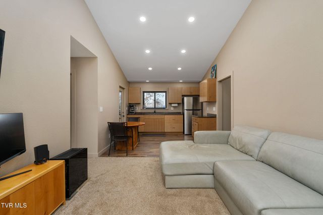 393 Holt Ridge Road, Tazewell, TN 37879