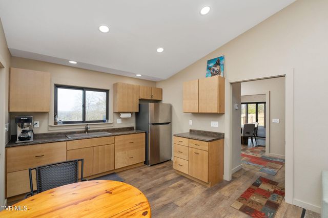 393 Holt Ridge Road, Tazewell, TN 37879