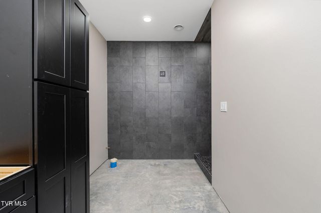 393 Holt Ridge Road, Tazewell, TN 37879