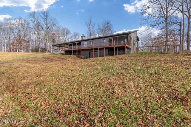 393 Holt Ridge Road, Tazewell, TN 37879