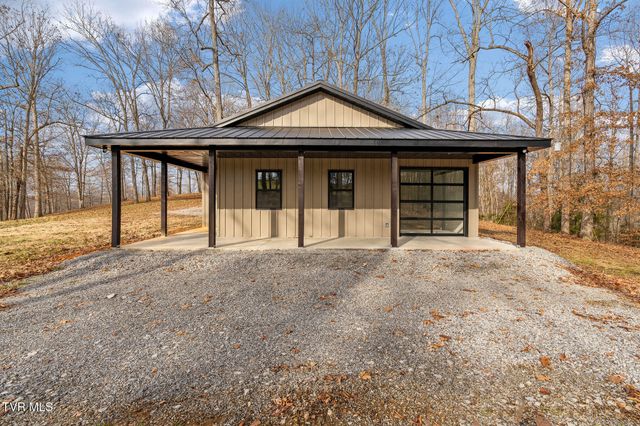 393 Holt Ridge Road, Tazewell, TN 37879