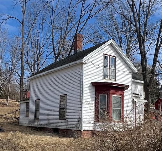 10 Green St, Brookfield, MA 01506