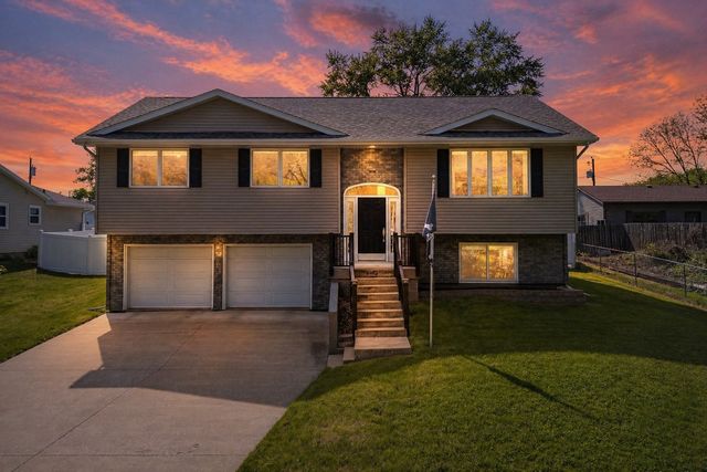 2914 44TH Street, Rock Island, IL 61201