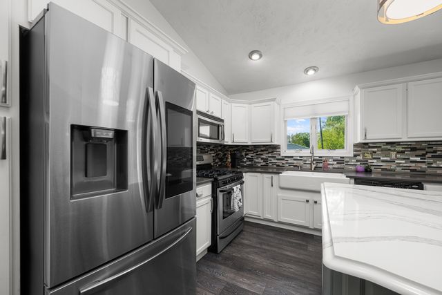 2914 44TH Street, Rock Island, IL 61201