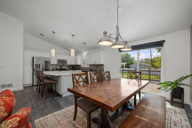 2914 44TH Street, Rock Island, IL 61201
