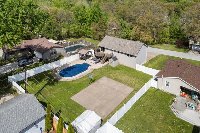 2914 44TH Street, Rock Island, IL 61201