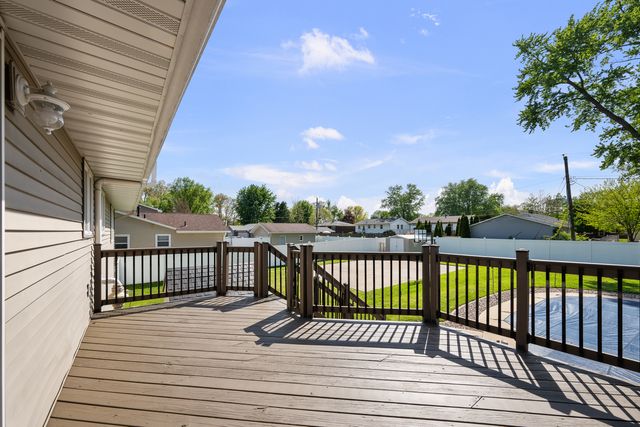 2914 44TH Street, Rock Island, IL 61201