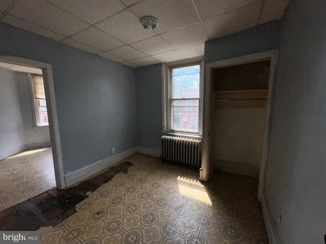 3141 G ST, Philadelphia, PA 19134