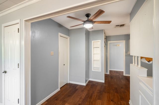 412 Westminster, Kerrville, TX 78028