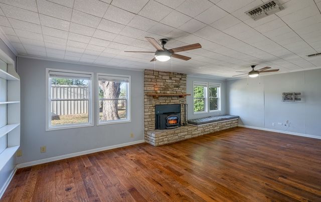 412 Westminster, Kerrville, TX 78028