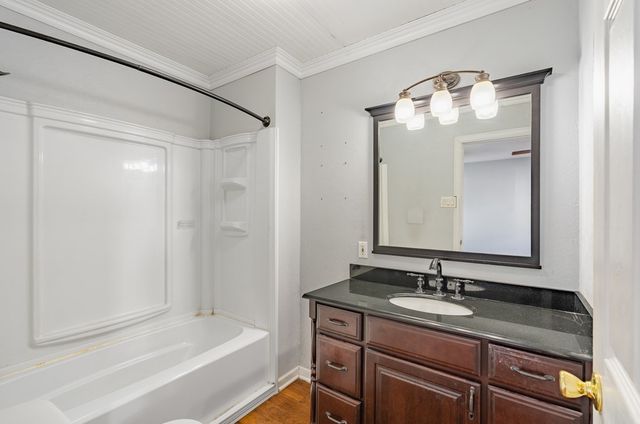 412 Westminster, Kerrville, TX 78028