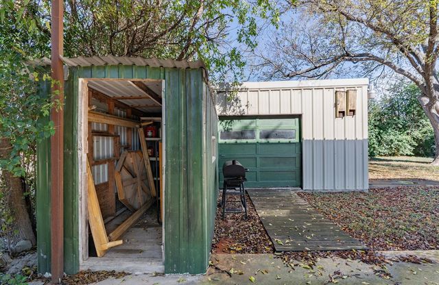 412 Westminster, Kerrville, TX 78028