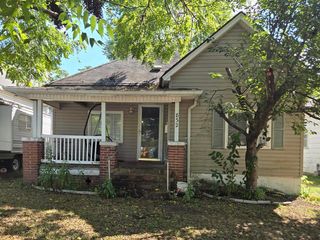 832 West Calhoun Street, Springfield, MO 65802