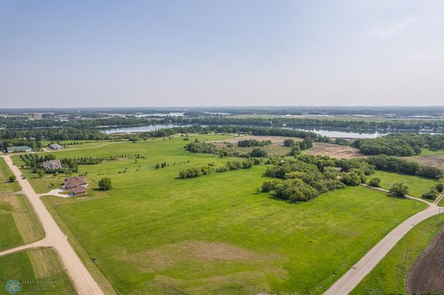 17131 Kelcy Lane, Detroit Lakes, MN 56501