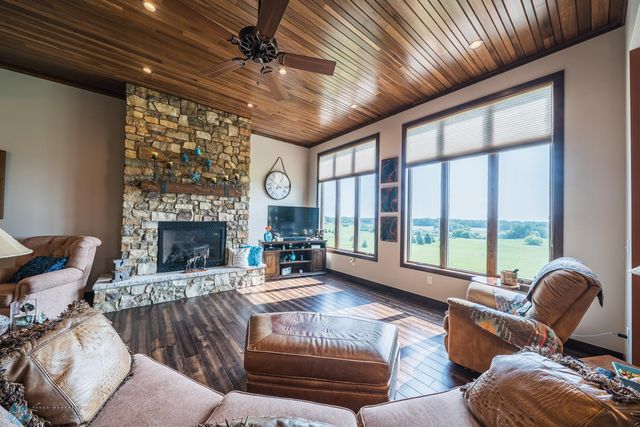 17131 Kelcy Lane, Detroit Lakes, MN 56501