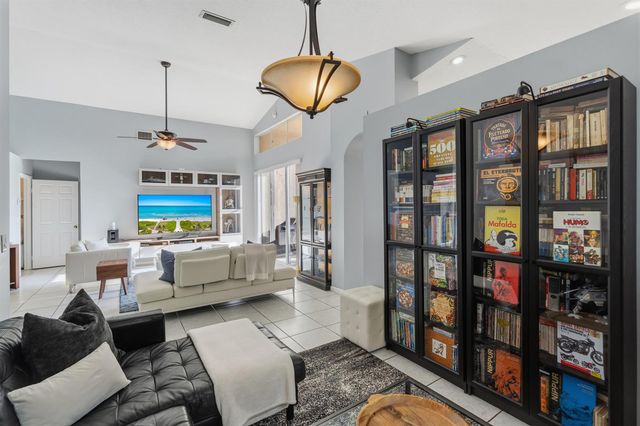3222 NW 22nd Avenue, Oakland Park, FL 33309