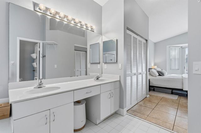 3222 NW 22nd Avenue, Oakland Park, FL 33309