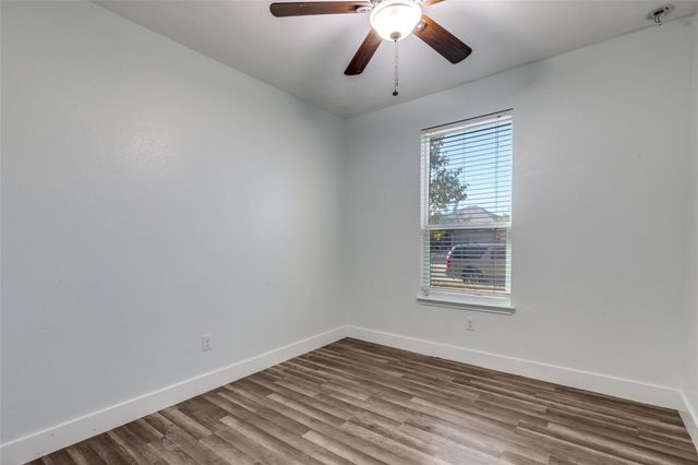 6817 Horseshoe Pond DR, Del Valle, TX 78617