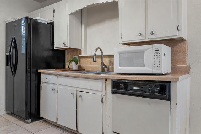 119 New Acres Drive, Hewitt, TX 76643