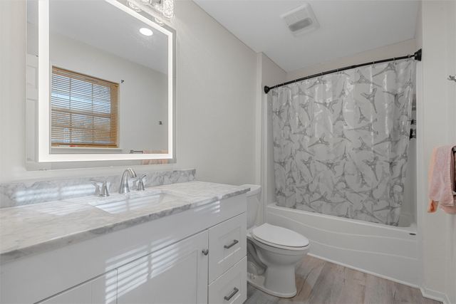 119 New Acres Drive, Hewitt, TX 76643