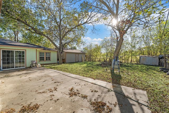 119 New Acres Drive, Hewitt, TX 76643