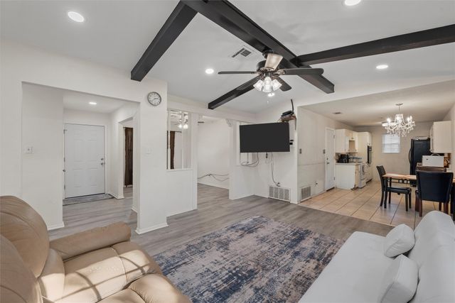 119 New Acres Drive, Hewitt, TX 76643