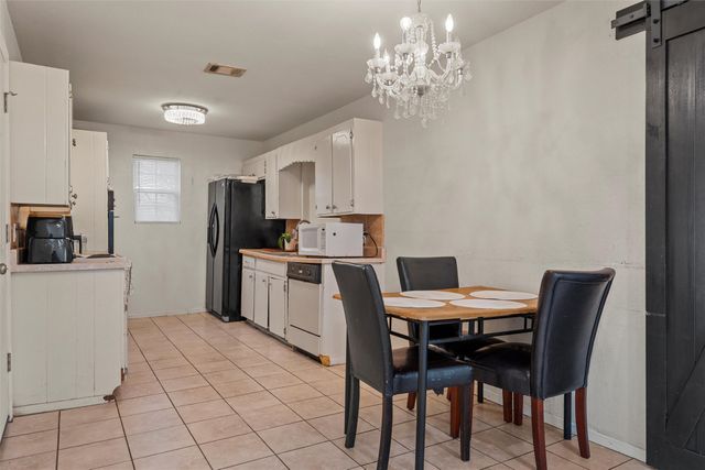 119 New Acres Drive, Hewitt, TX 76643