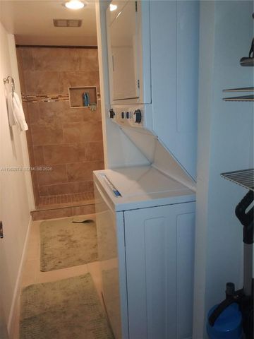 4172 Inverrary Dr 310, Lauderhill, FL 33319