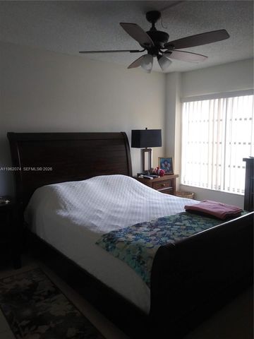 4172 Inverrary Dr 310, Lauderhill, FL 33319