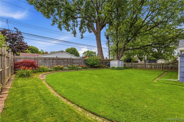 131 Burnside Drive, Tonawanda, NY 14150