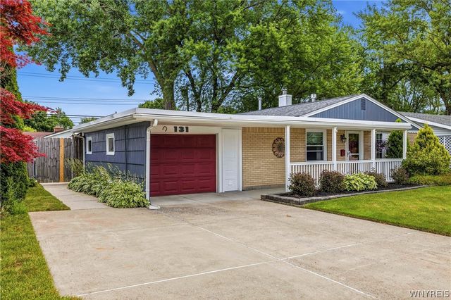 131 Burnside Drive, Tonawanda, NY 14150