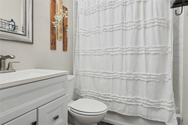 200 Acton Drive, Fayetteville, GA 30215