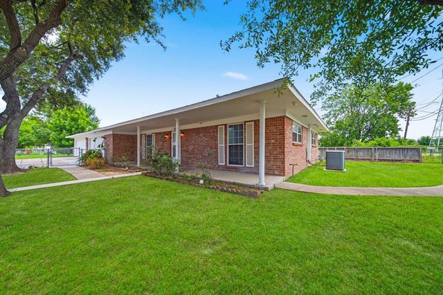 701 Crown Street, Galena Park, TX 77547