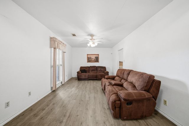 701 Crown Street, Galena Park, TX 77547