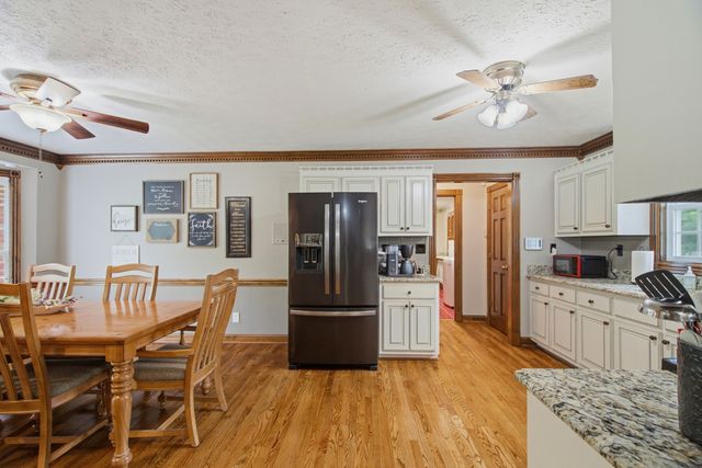 318 Walnut Ct, White House, TN 37188