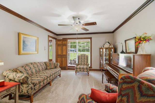 318 Walnut Ct, White House, TN 37188