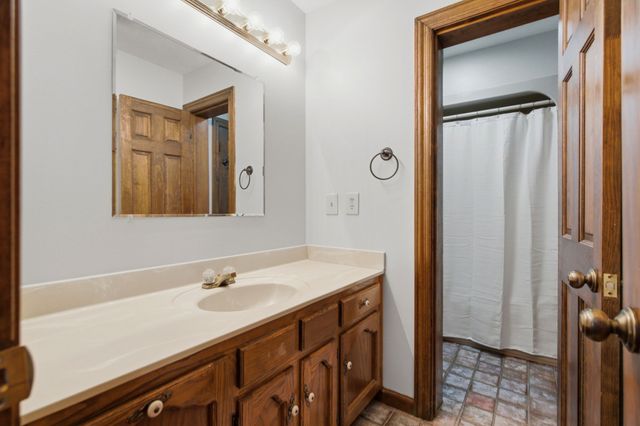 318 Walnut Ct, White House, TN 37188