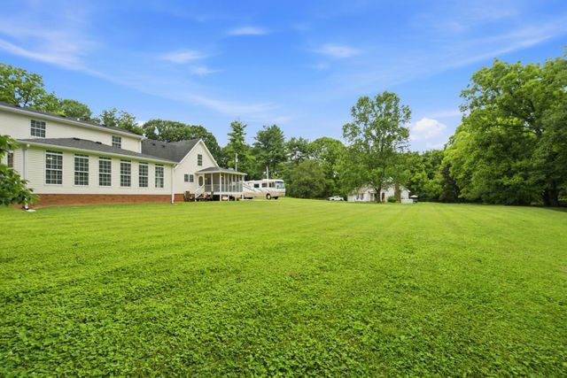 318 Walnut Ct, White House, TN 37188