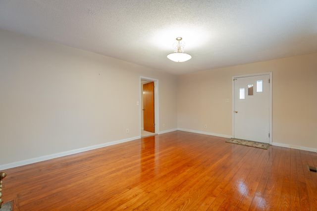 1010 Main Street, Kimball, TN 37347