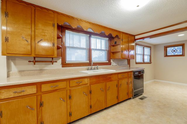 1010 Main Street, Kimball, TN 37347