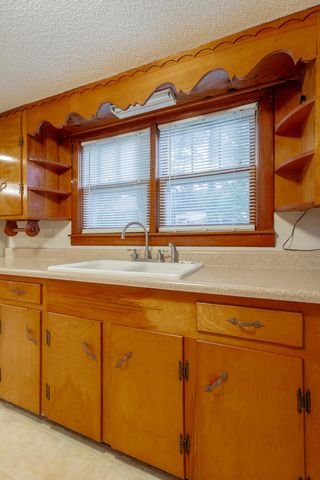 1010 Main Street, Kimball, TN 37347