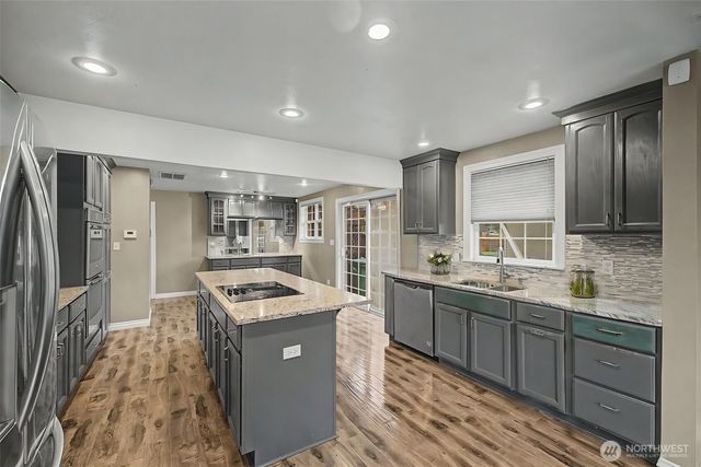 2502 NE 7th Street, Renton, WA 98056