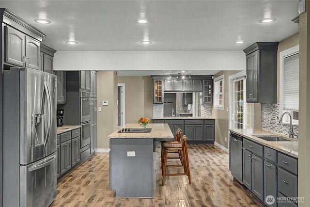 2502 NE 7th Street, Renton, WA 98056