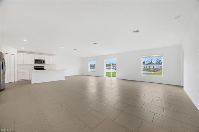17158 Pompeii WAY, North Fort Myers, FL 33917