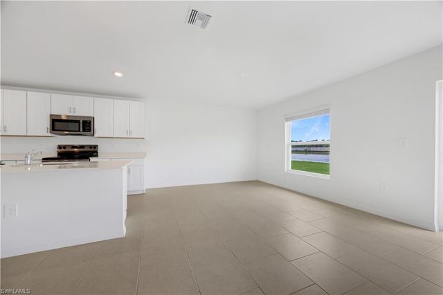 17158 Pompeii WAY, North Fort Myers, FL 33917