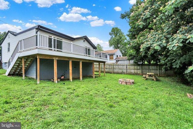 25 ALSACE AVE, Temple, PA 19560