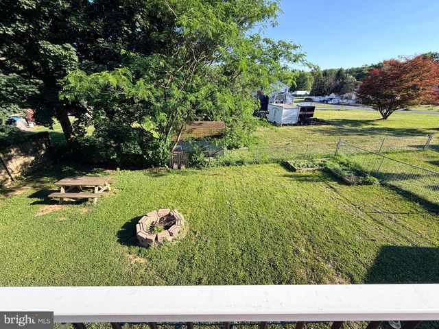 25 ALSACE AVE, Temple, PA 19560