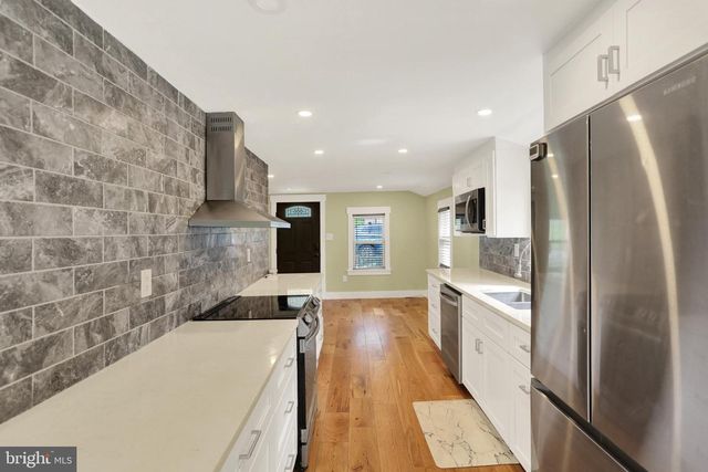 25 ALSACE AVE, Temple, PA 19560