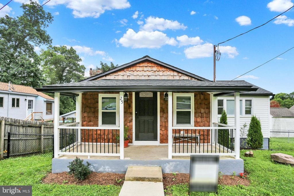25 ALSACE AVE, Temple, PA 19560